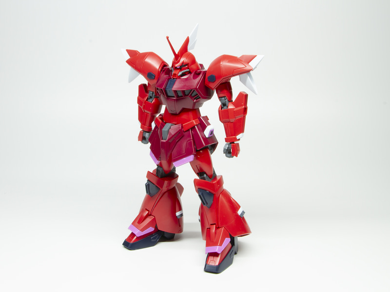 本体が完成。このまま立たせていてもかなりかっこいい