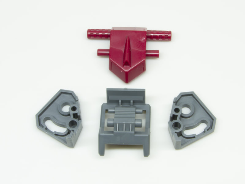 翼を開くとかなりの大きさになる