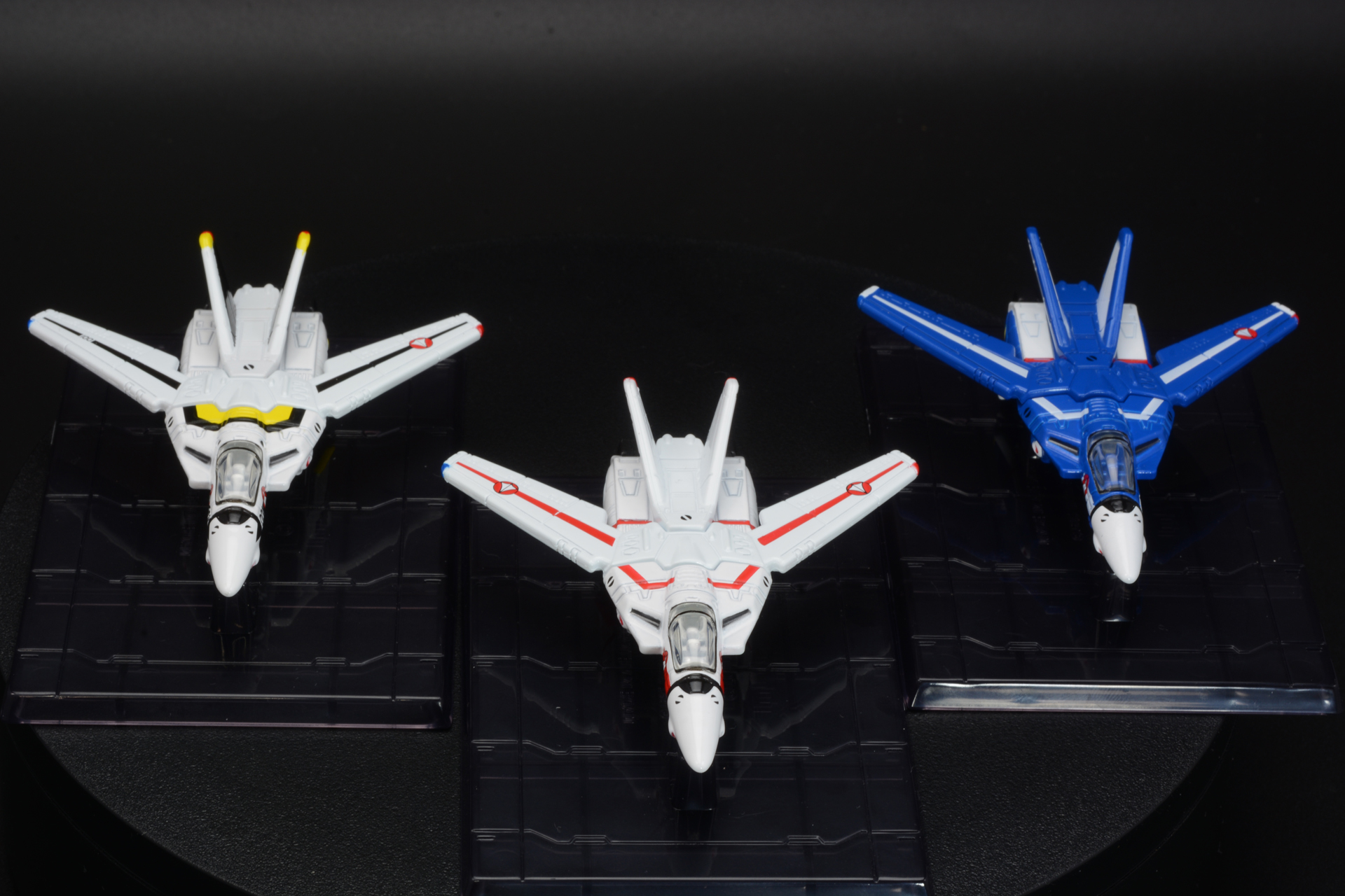 トミカでしっかり再現されたVF-1。コレクションアイテムとして非常に魅力的だ