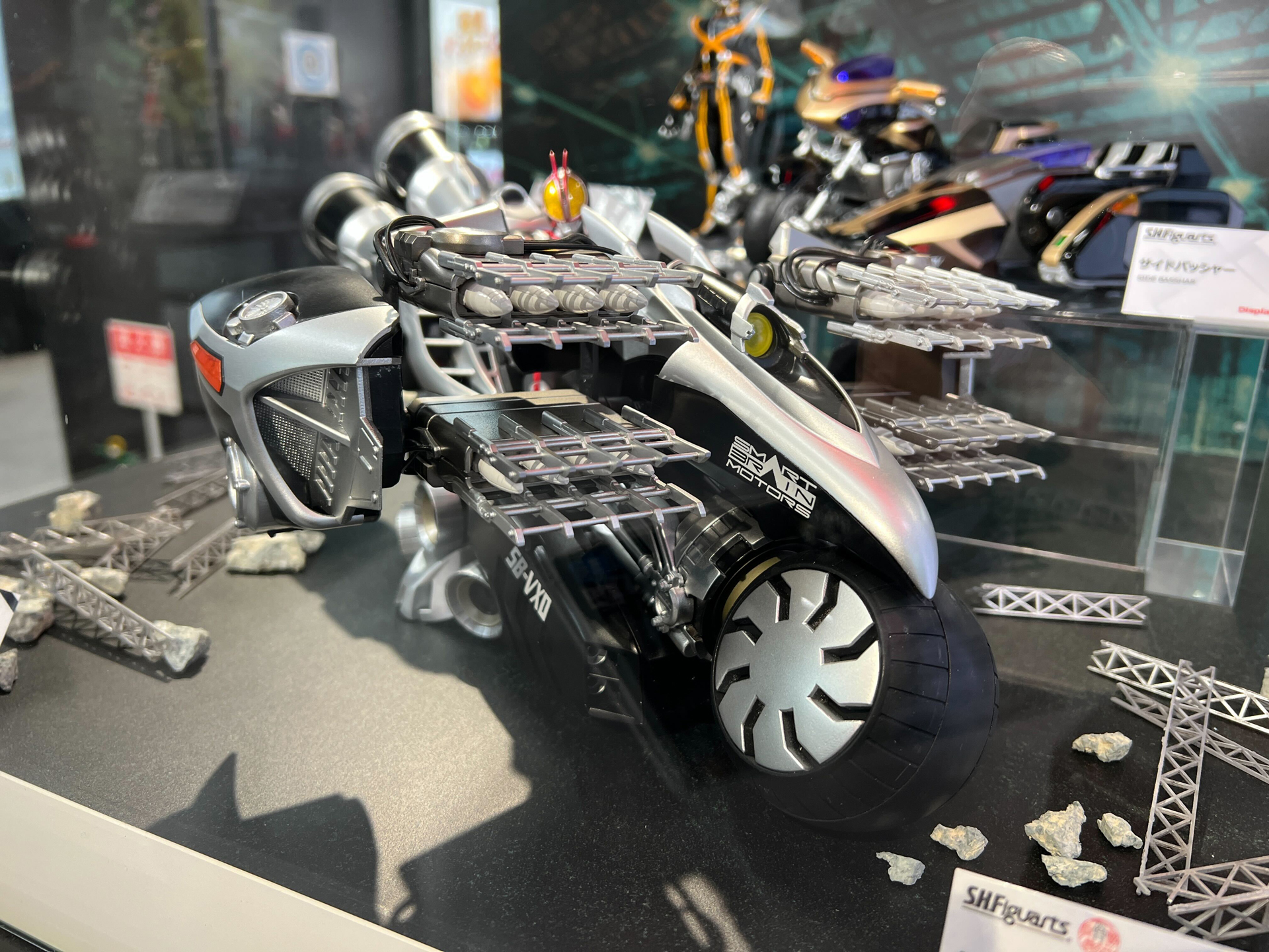 「S.H.Figuarts ジェットスライガー」参考出品