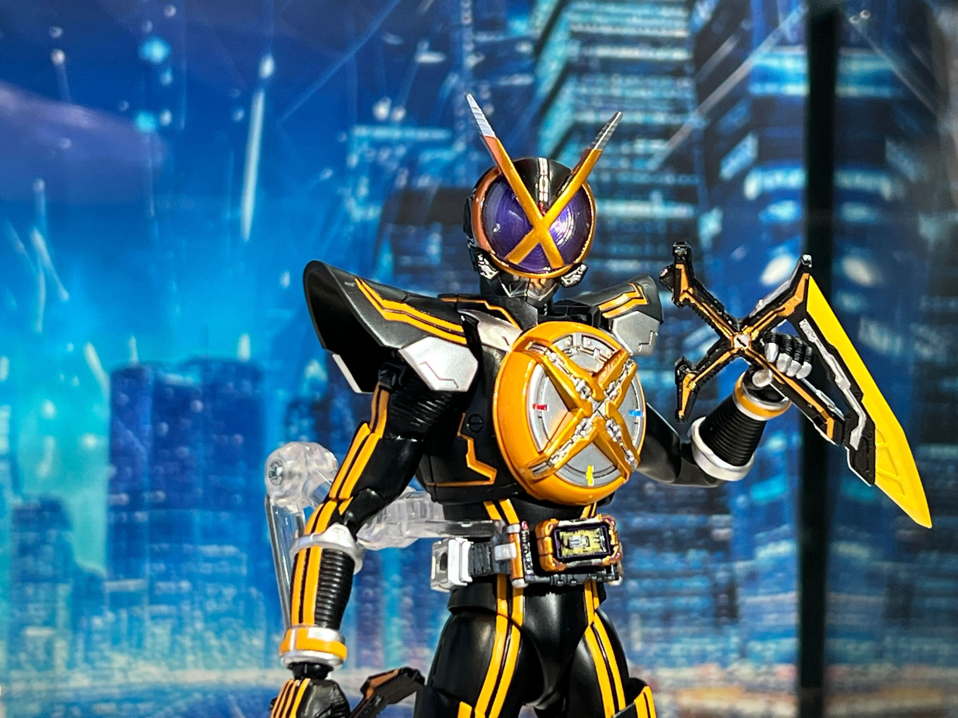 「S.H.Figuarts（真骨彫製法） 仮面ライダーネクストカイザ」