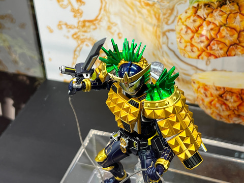 仮面ライダー鎧武」よりオレンジ/パイン/イチゴアームズ、バロンの