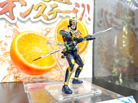 仮面ライダー鎧武」よりオレンジ/パイン/イチゴアームズ、バロン