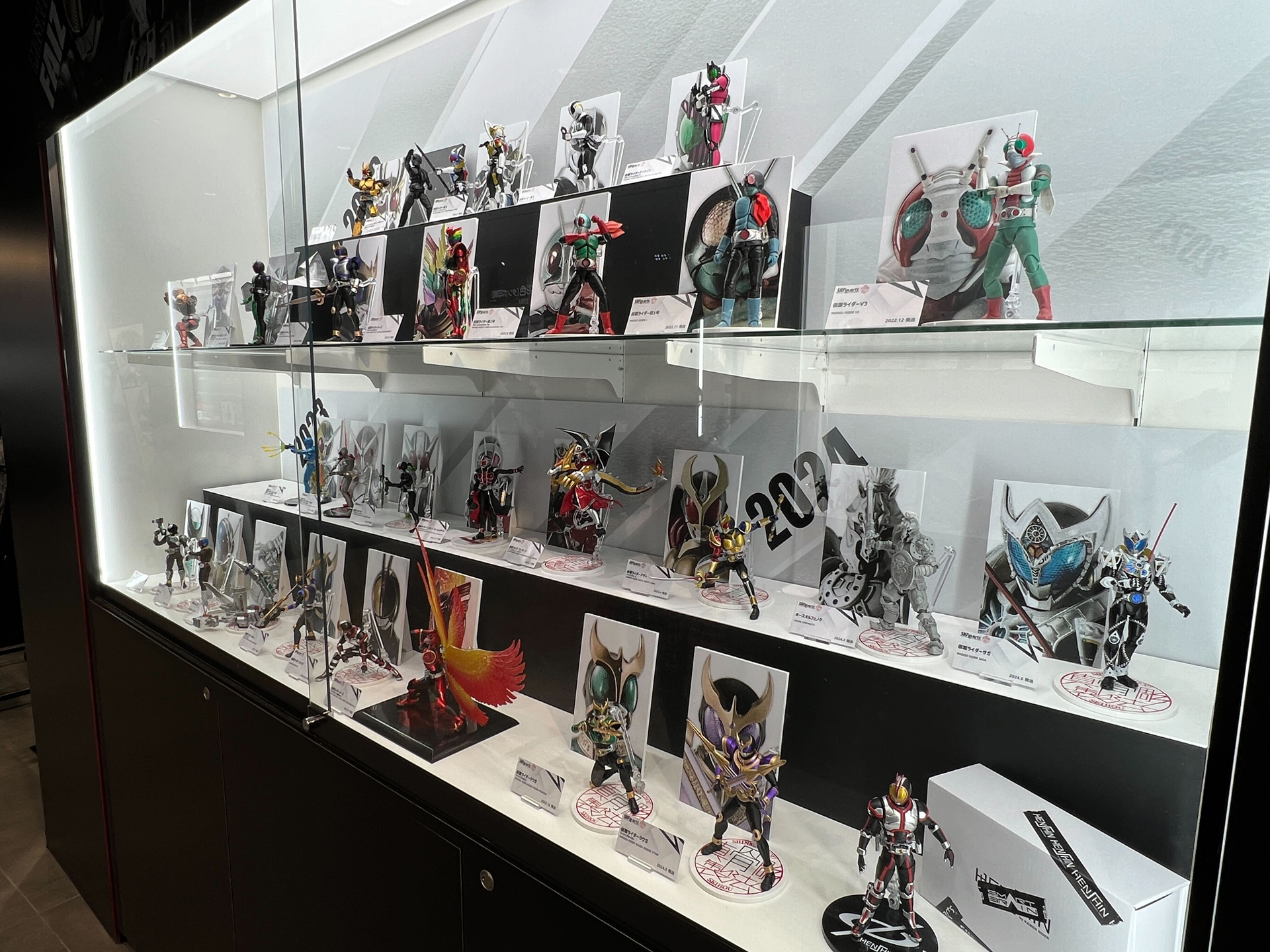 フィギュア化や再販を希望できるコーナーも