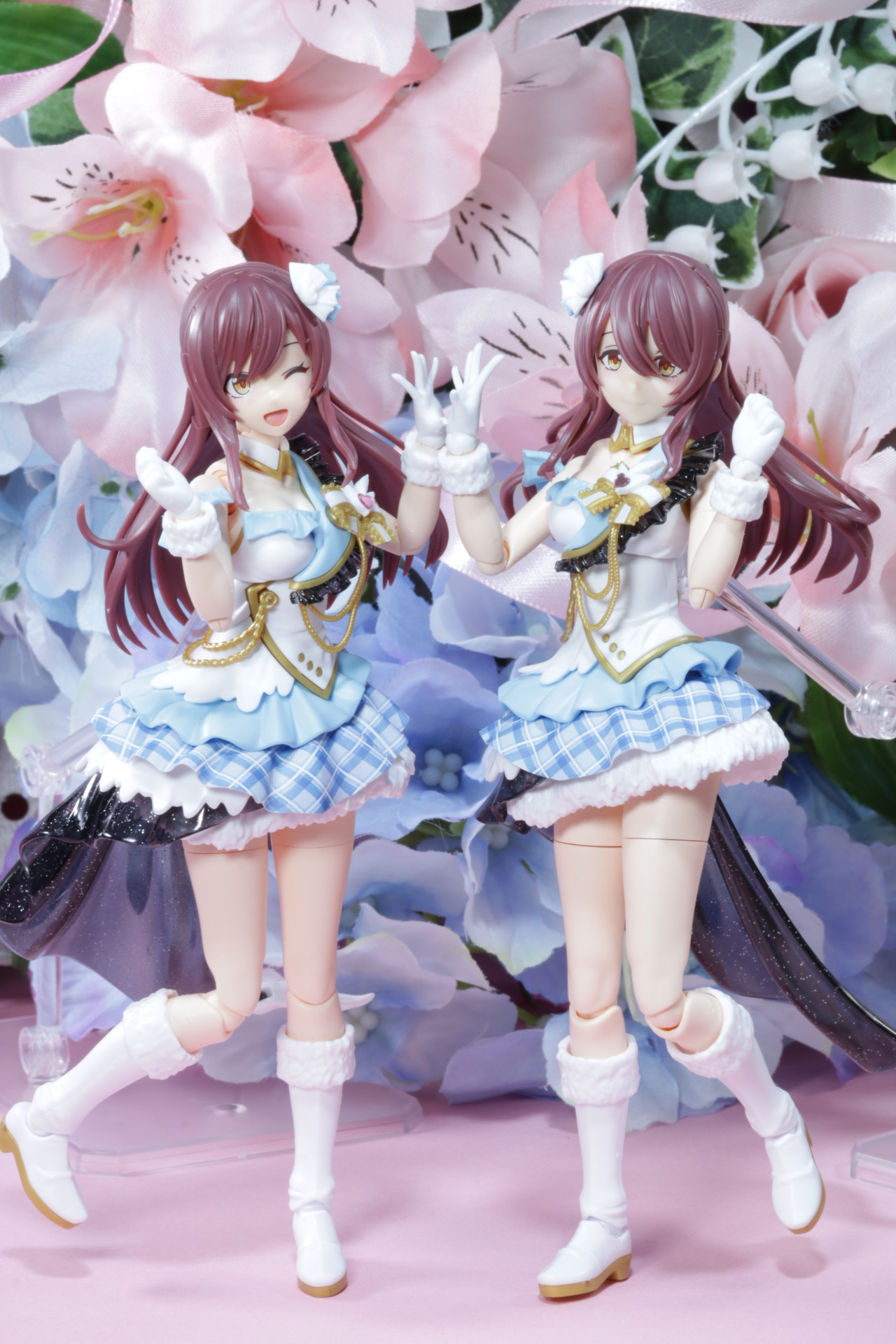 大崎甘奈と甜花による姉妹ツーショット