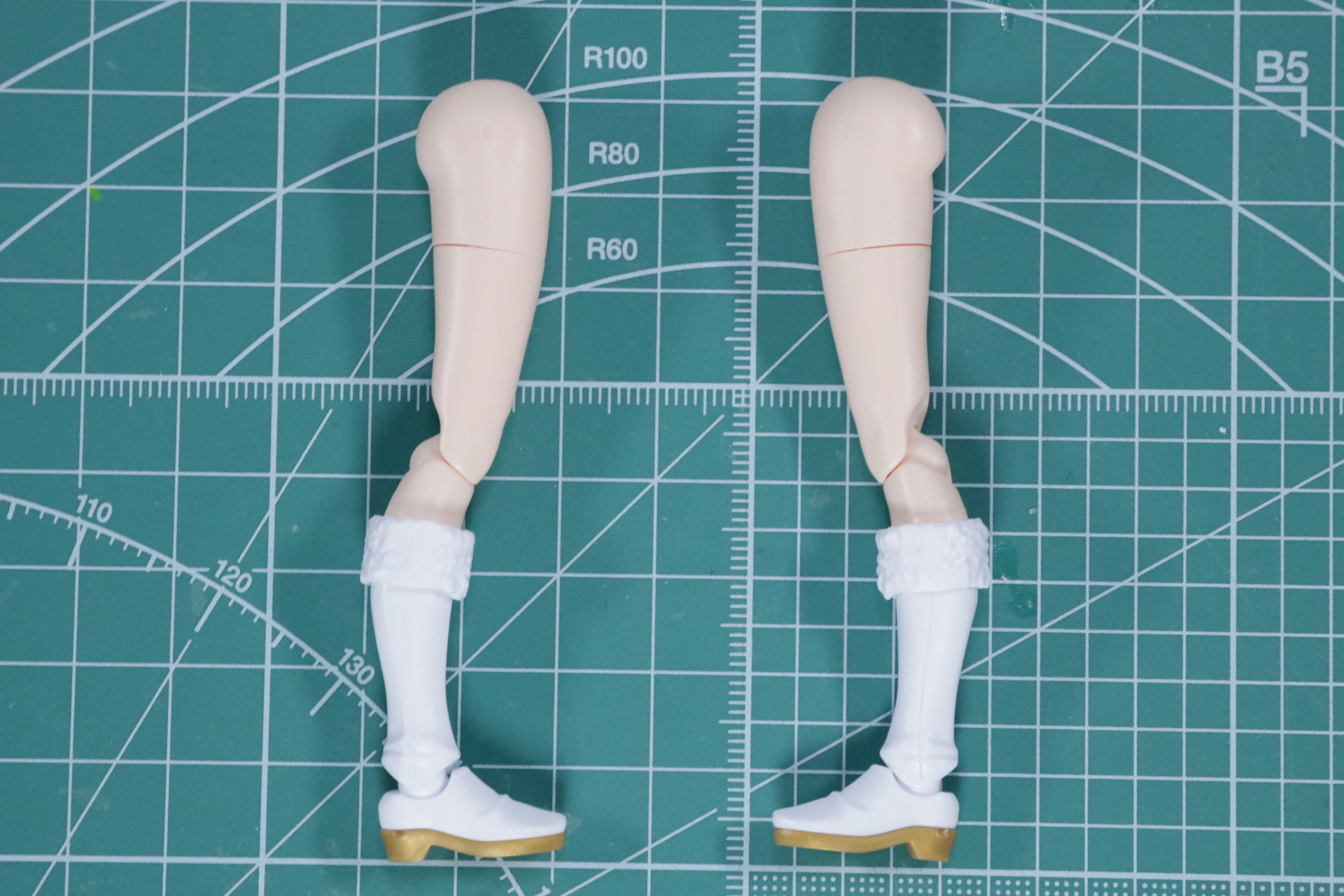 パーツ点数を控えつつ、見栄えもばっちりな構成