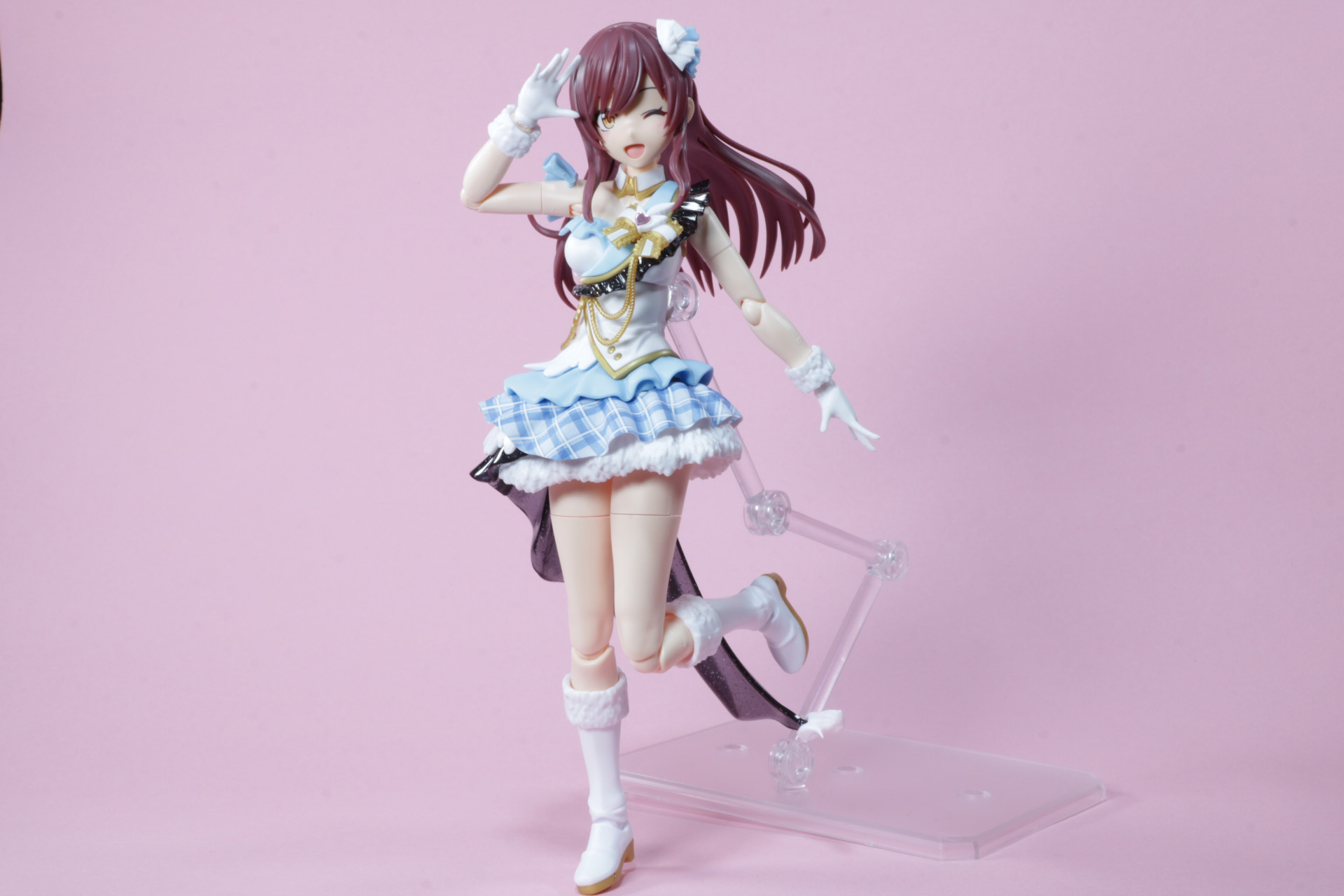 天真爛漫にステージを盛り上げる