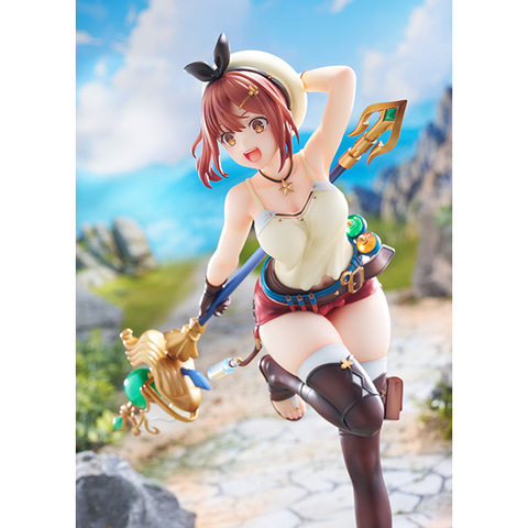 アニメ「ライザのアトリエ」より夏モチーフの薄着ライザがフィギュア化