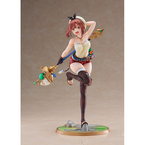 アニメ「ライザのアトリエ」より夏モチーフの薄着ライザがフィギュア化