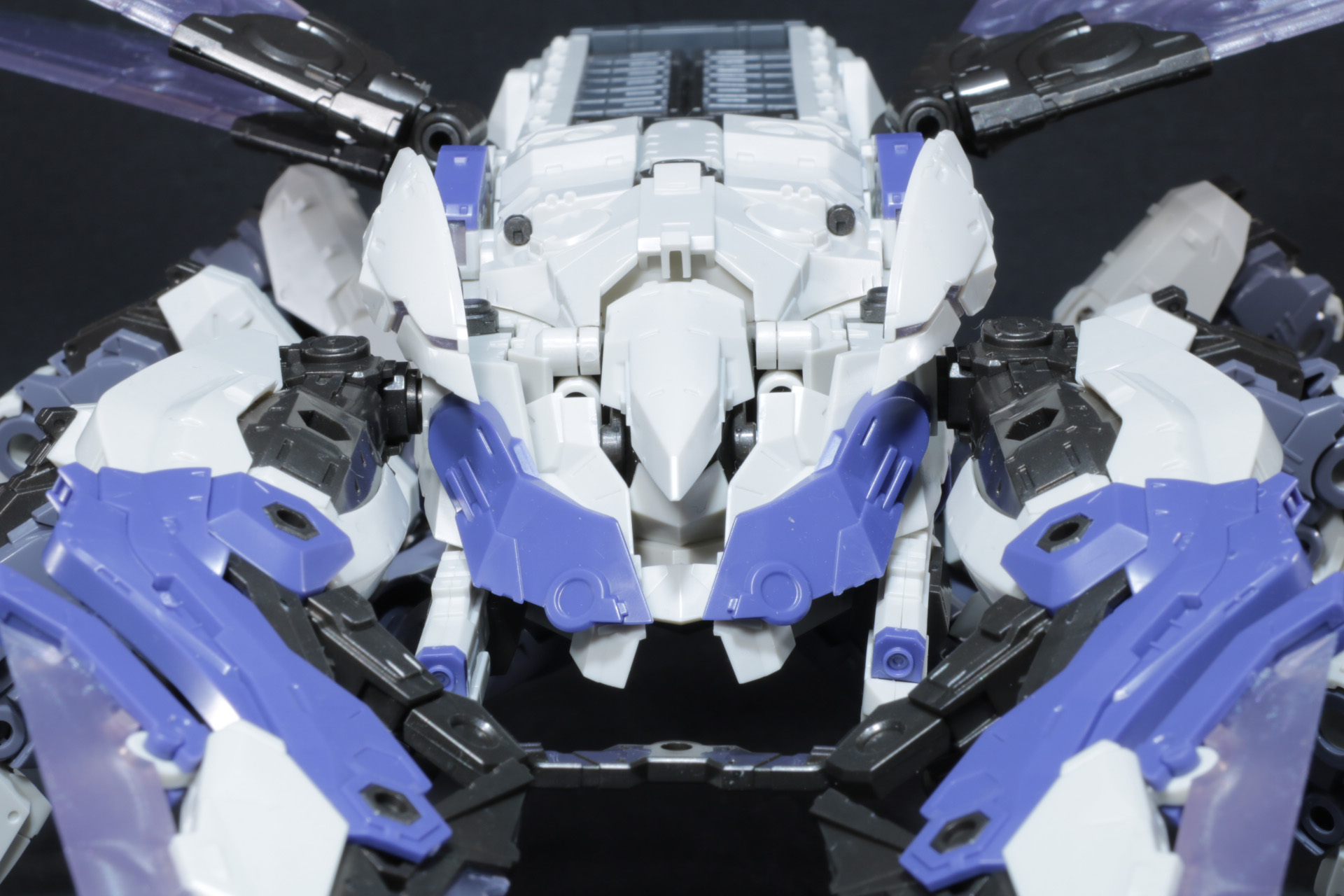 「マルチロックミサイル」のハッチは個別に開く