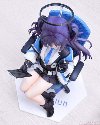 ブルアカ」ユウカが椅子に座るキュートな姿がフィギュア化。3月26日昼