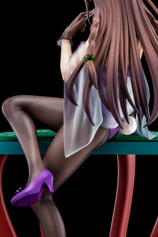 聖剣学院の魔剣使い」よりエルフィーネ・フィレットのバニー姿が