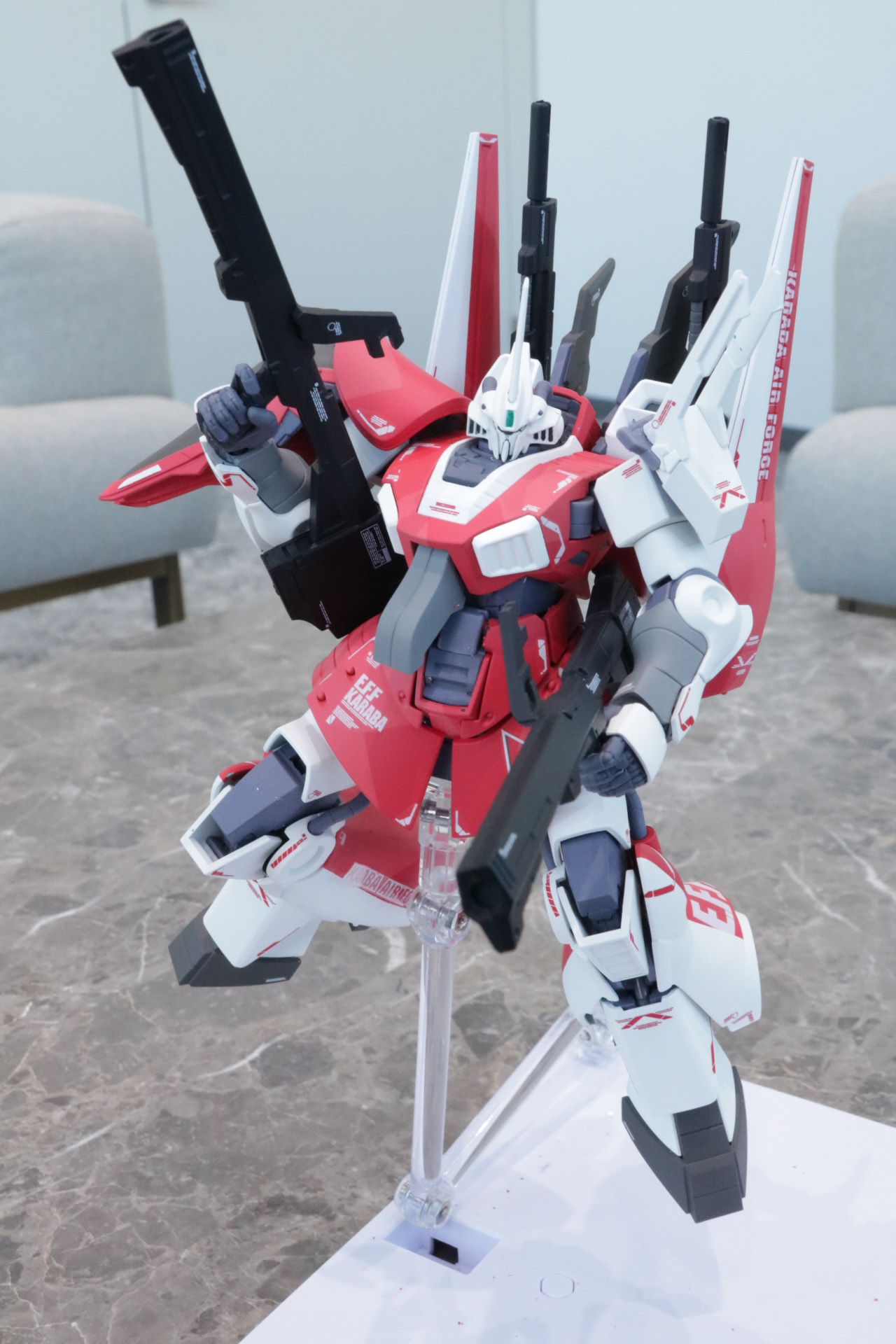 ガンダムフェイスの「アムロ・レイ専用ディジェ」