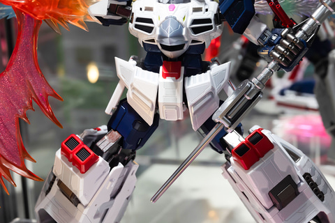AMAKUNI機神 キングジェイダー　フィギュア　開封済中古品 楽天市場】ホビージャパン AMAKUNI機神 キングジェイダー（初版