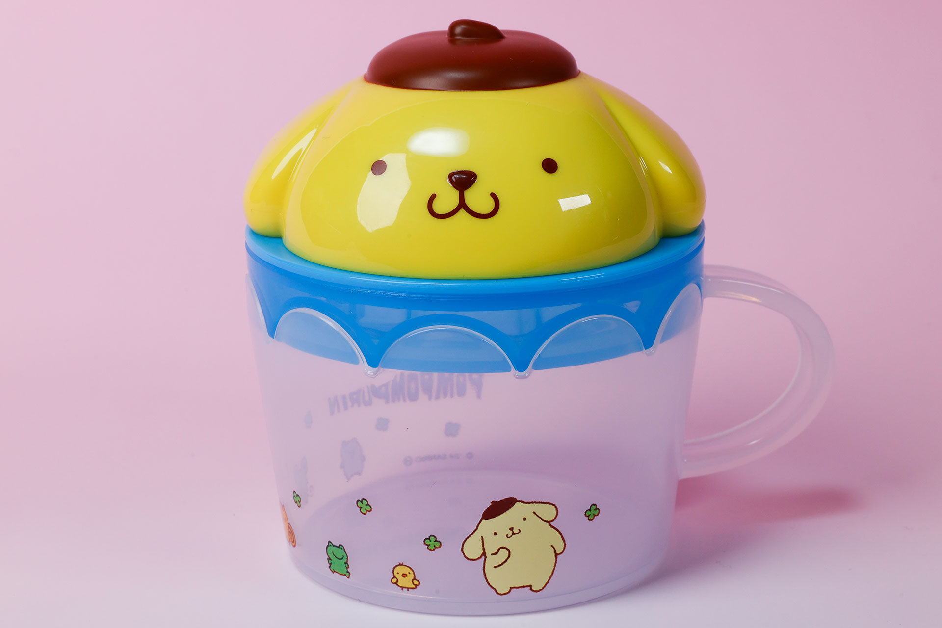 ポムポムプリンの部分はふたになっている