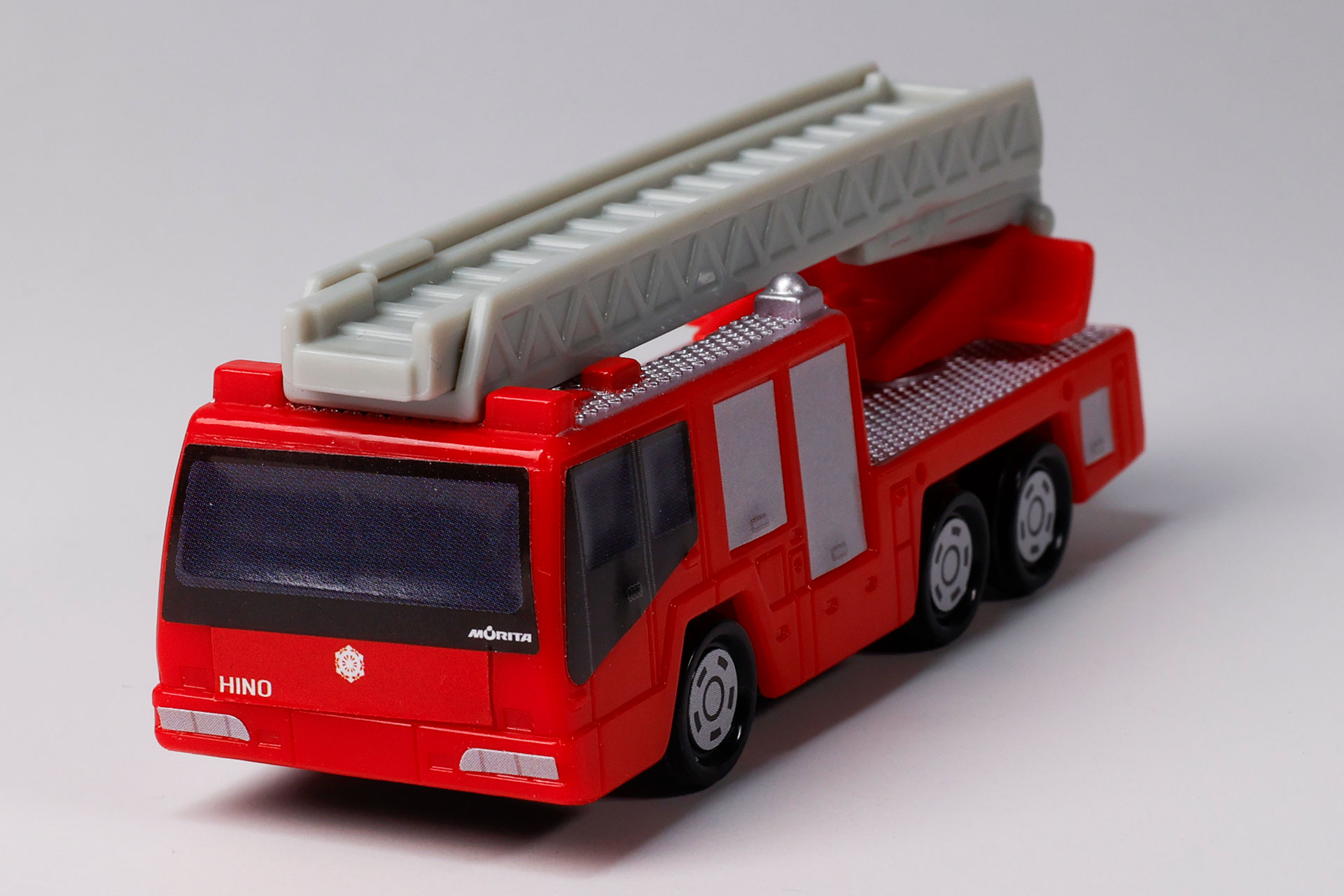 少し縦長の美しいフォルムが魅力だ