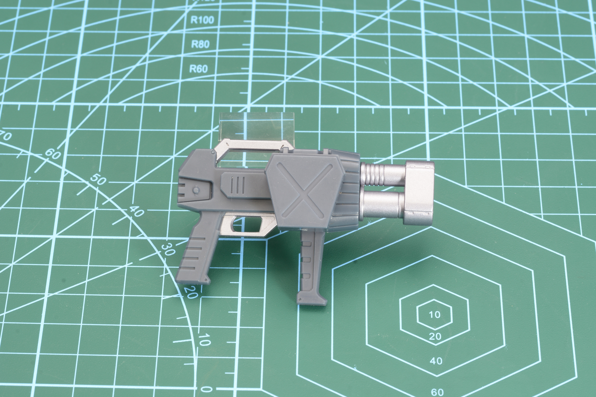 組み替えで「GAT-22Cヘビーマシンガン改」にできる