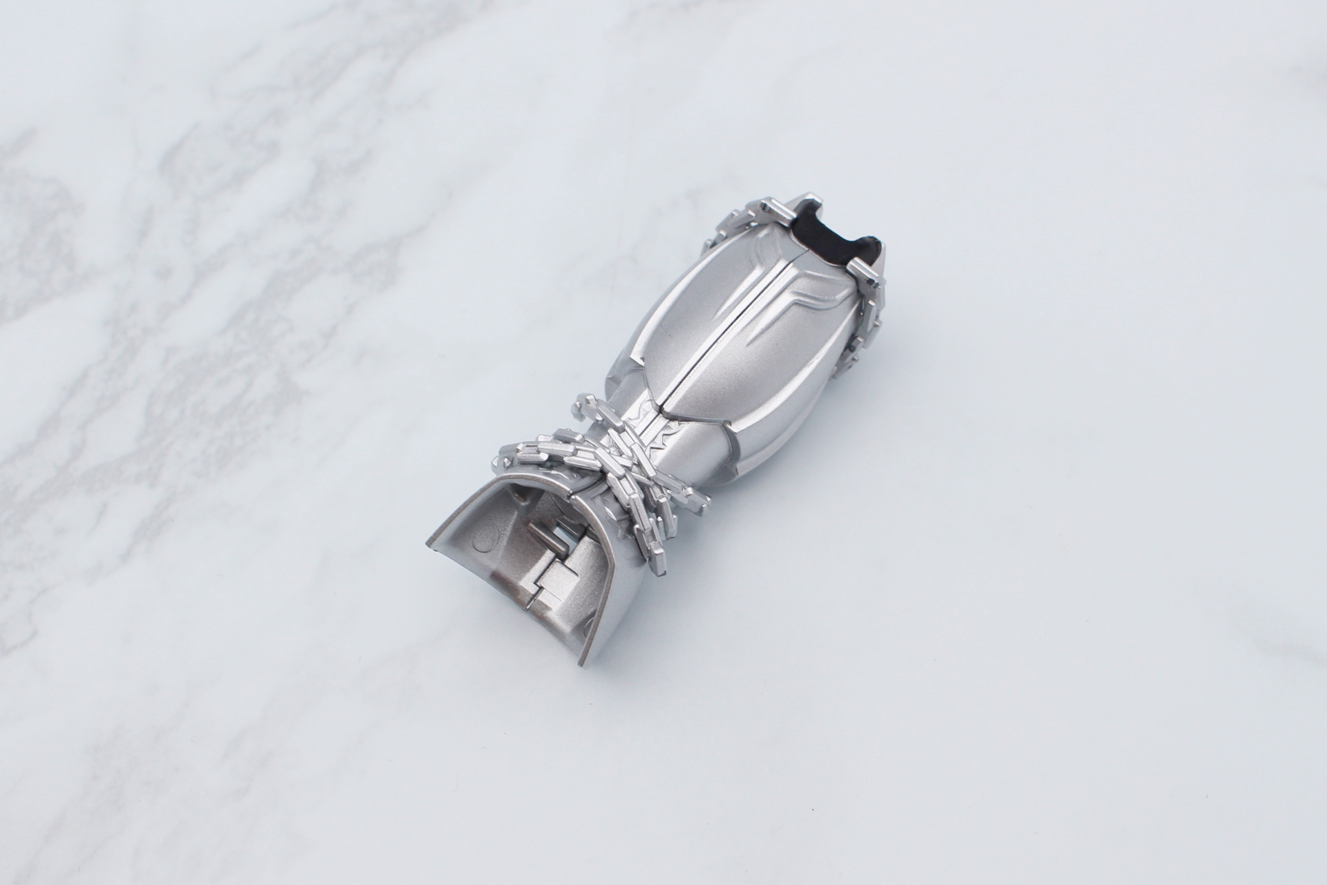 前後にカテナのパーツを取り付ける