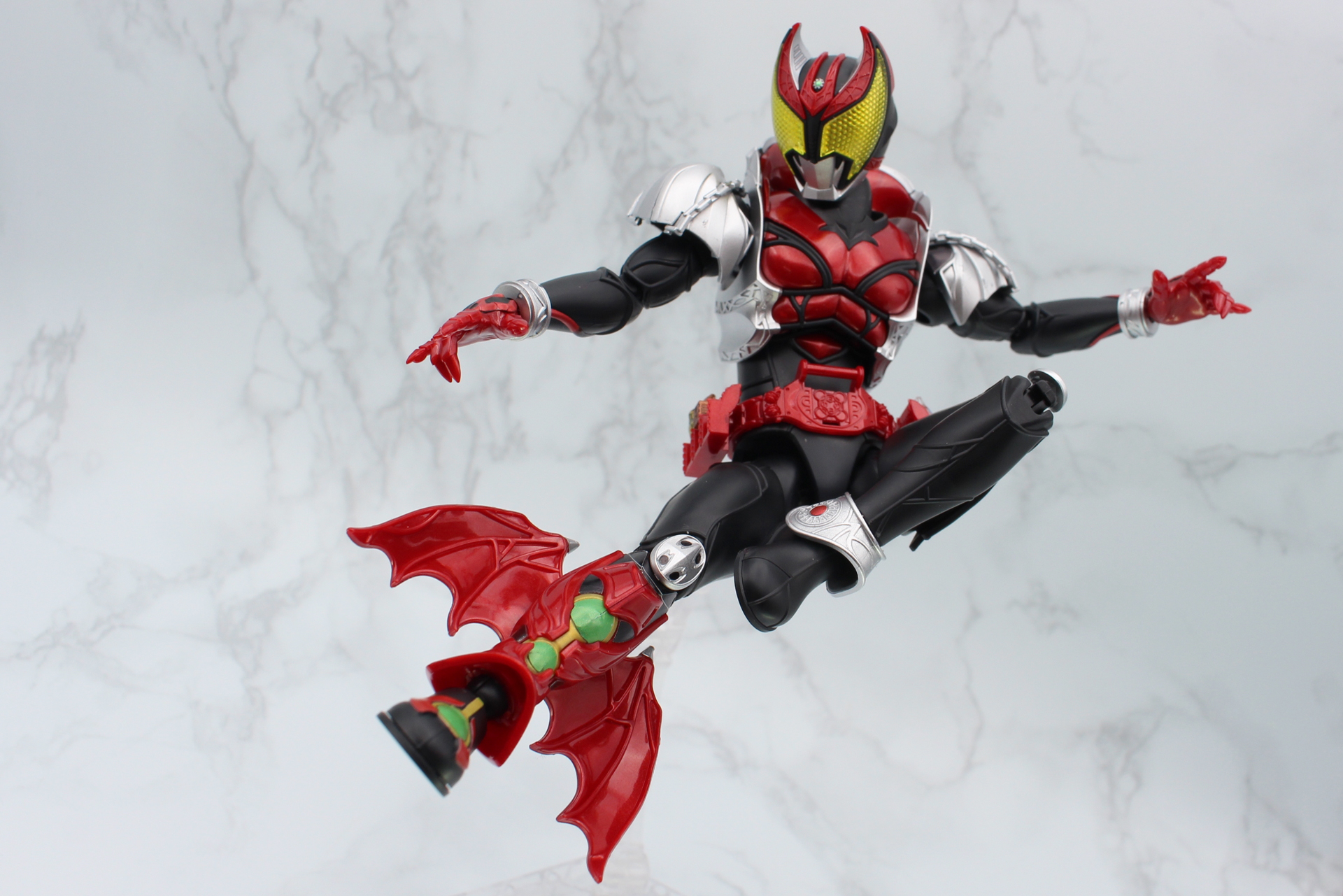 上空からのキックでフィニッシュ！