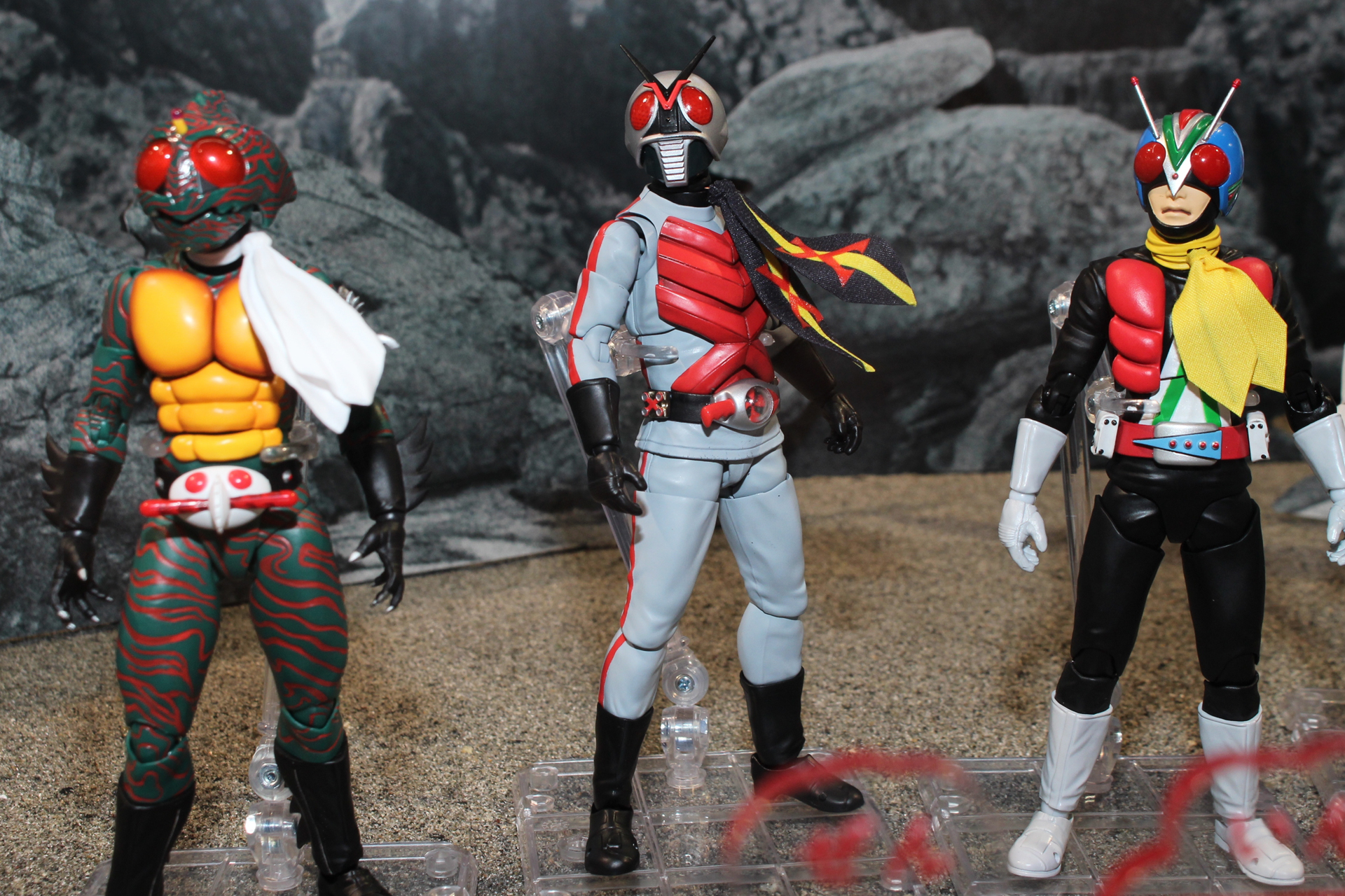 それまでのライダーとはひと味違う、直線の多いメカニカルな意匠がXライダーの魅力