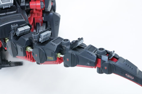 インタビュー】ゾイド「AZ-07 デスザウラー」開発担当者インタビュー