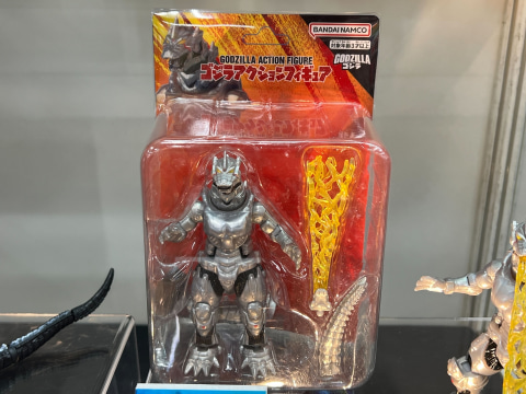 バンダイ、「ミニオン」を握って音を出させる新作玩具を展示中