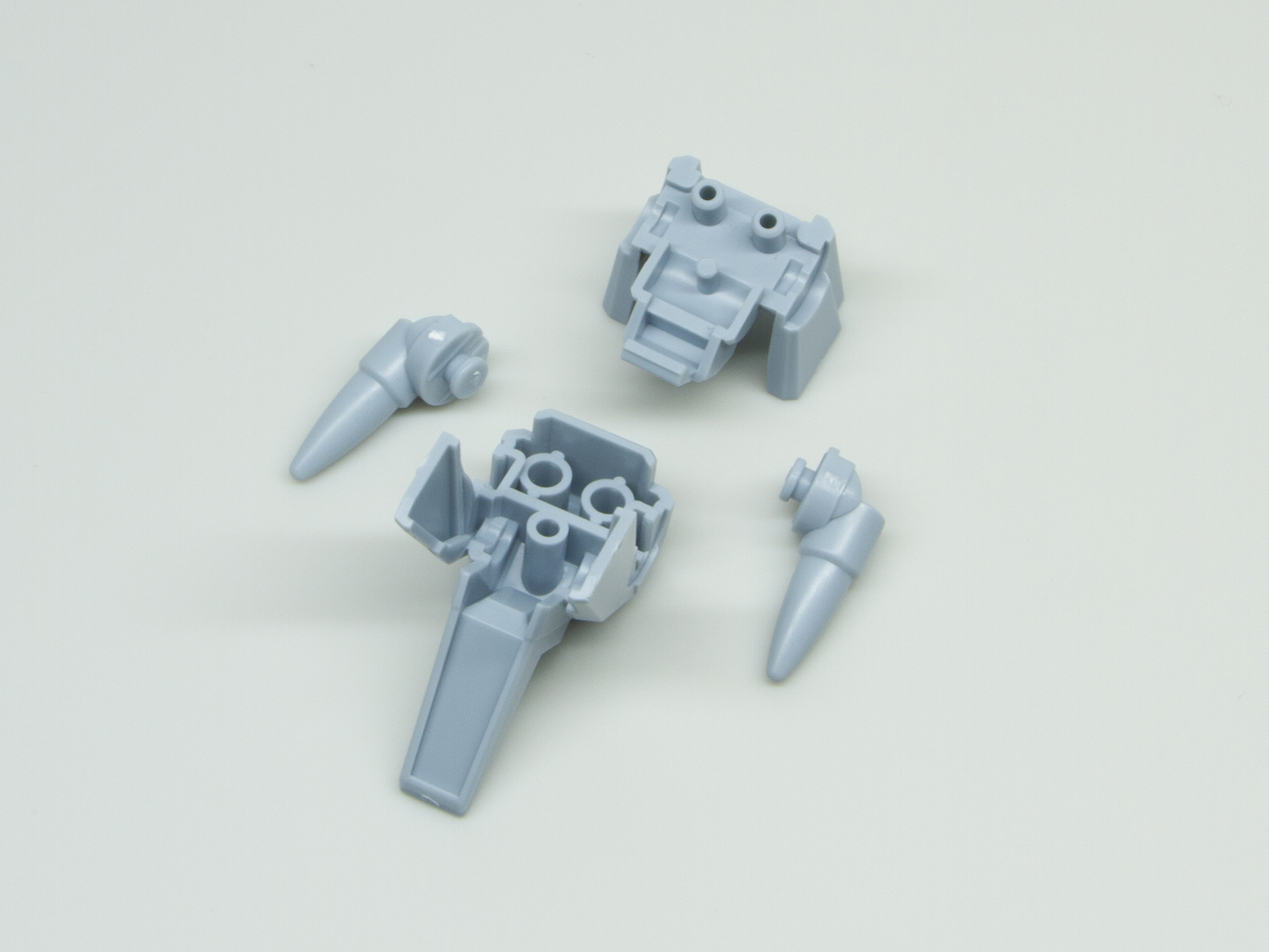 ミサイルランチャーは左右1基ずつ組み立てる