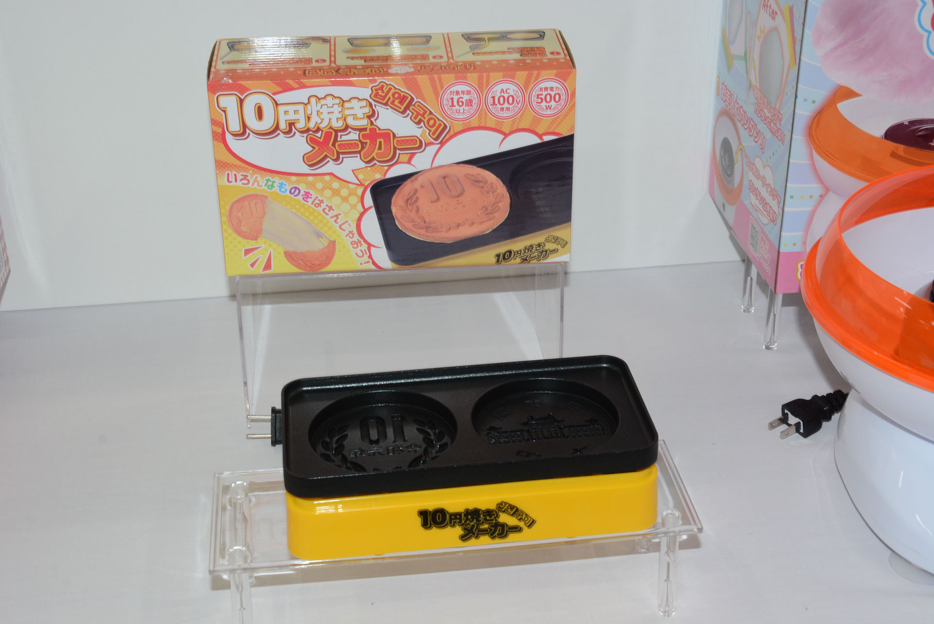 屋台で見かける「10円焼きメーカー」。屋台と同じ味を再現できる