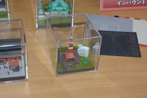 3F ペーパーモデル ミニ 完成品 日本の名所 建物 乗り物 8点セット 置物 紙で作るミニ日本建築「ペーパーナノ 360」が登場。外国人観光客に向け