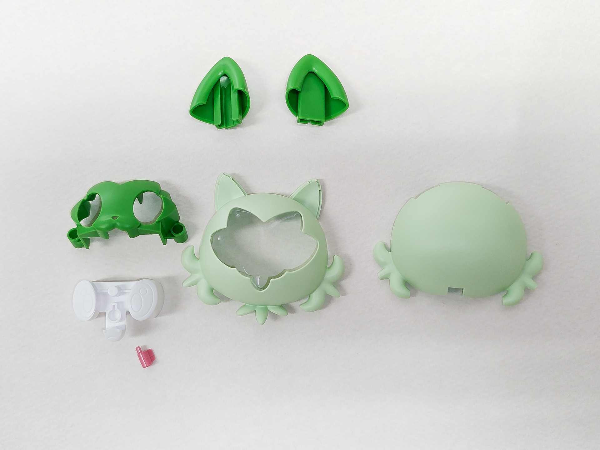 頭部のパーツ数は7点