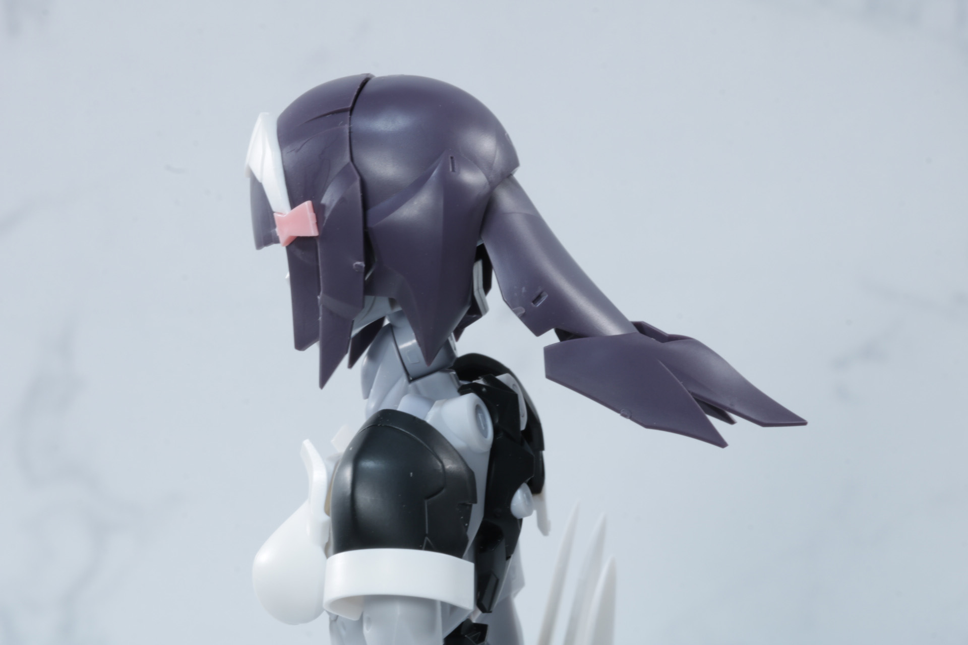 後ろ髪は表情付けが可能
