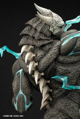 アニメ「怪獣8号」より怪獣8号と日比野カフカがスケールフィギュア化
