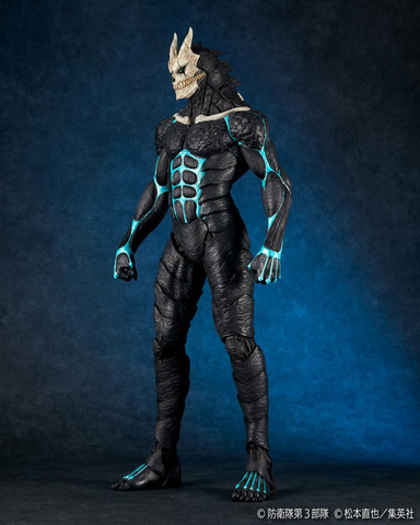 怪獣8号」が大型ソフビで海洋堂から登場！ シンプルな立ち姿で10