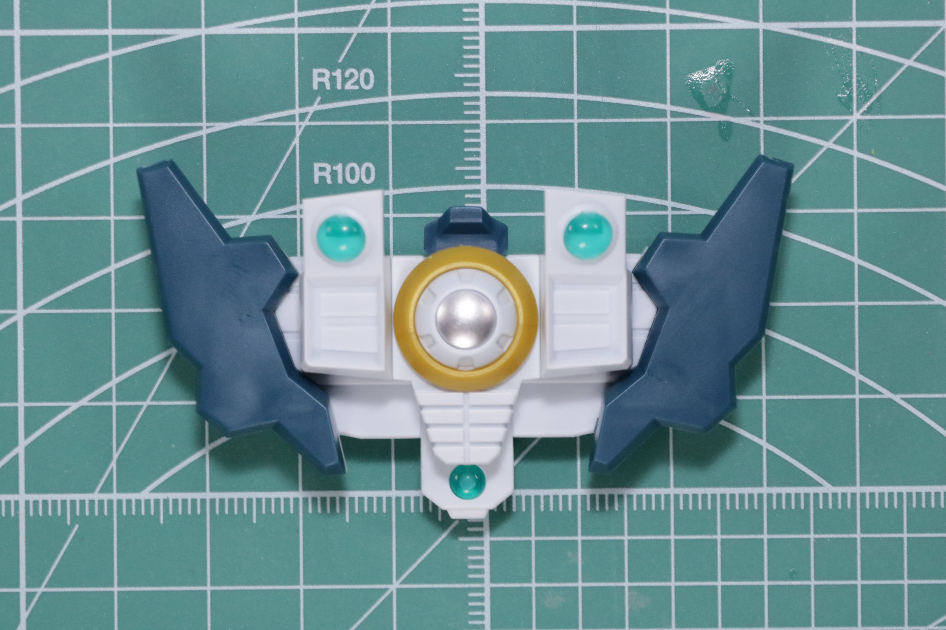 「日輪光烈絶撃破」再現用の胸部パーツ