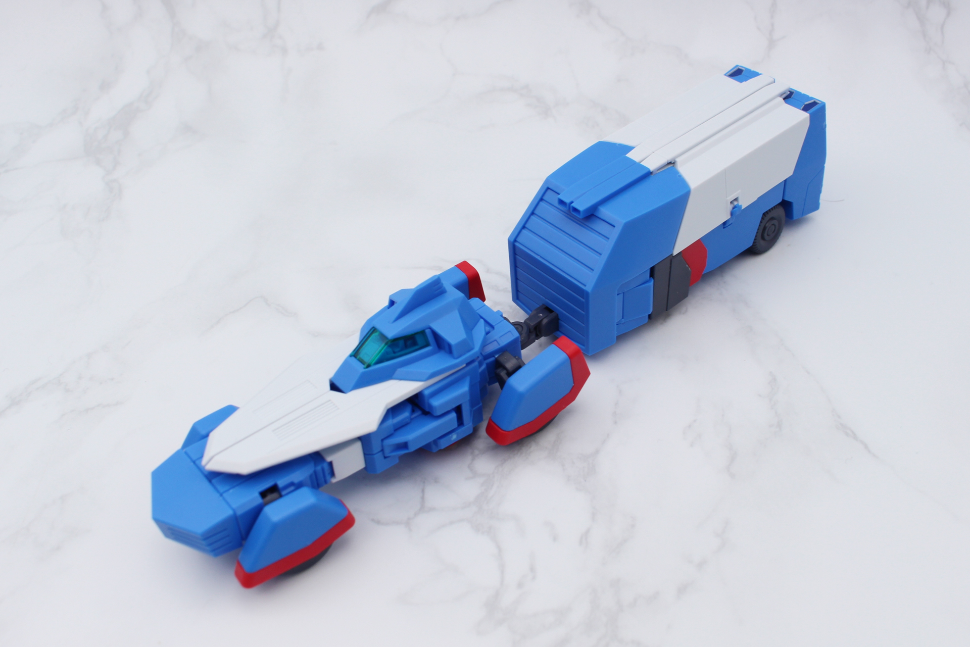 両者を連結させてザブングル・カーが完成