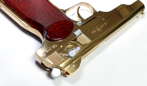 専用帽章をプレゼント！ A!CTION、モデルガン「スチェッキン」の