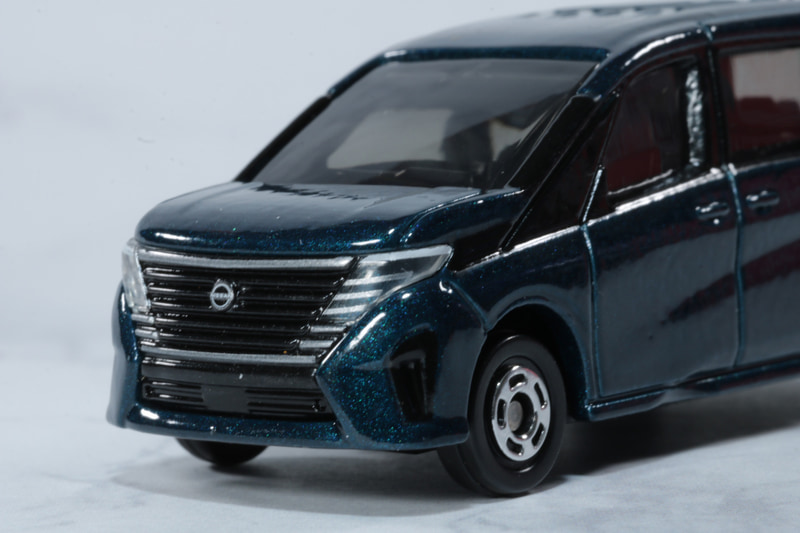 愛嬌のあるフロントの丸み