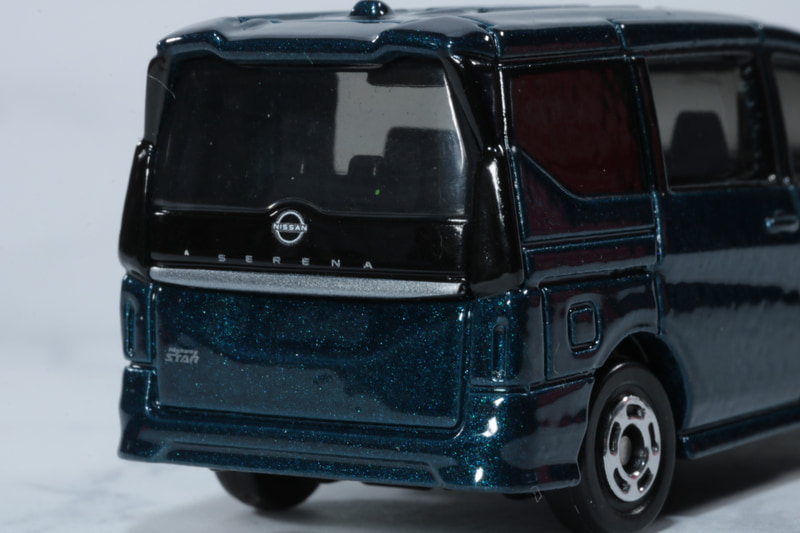 ルーフも細かく造形されている