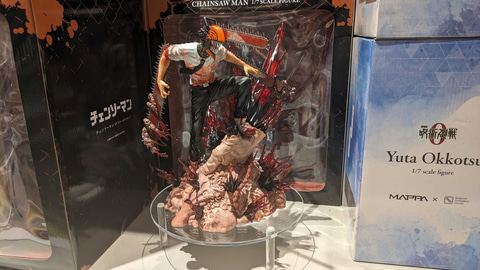 SHIBUYA TSUTAYA」にて「SHIBUYA SCRAMBLE FIGURE」のリアル販売が実施