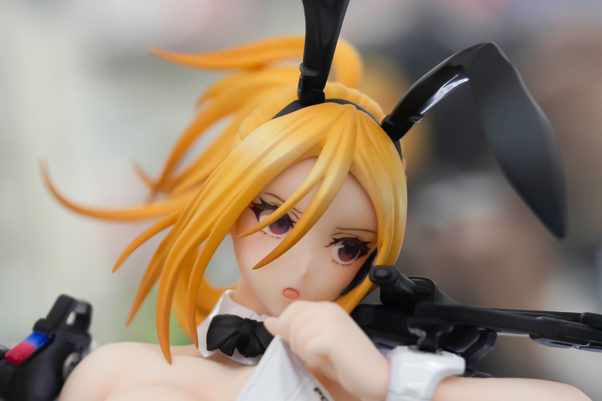 金色の髪はグラデーションが掛かっているように見える