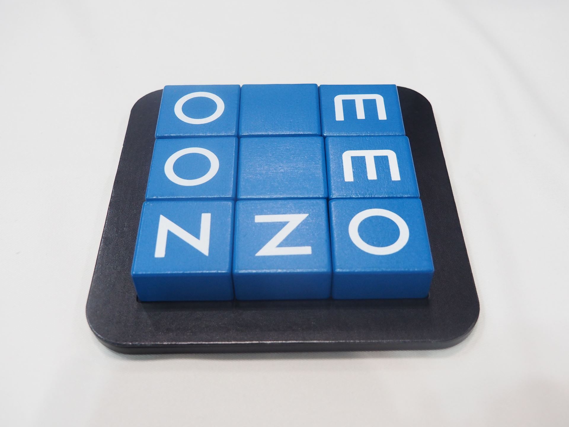 盤面がかなり進んできたが、「ONE」はなかなかできそうにない