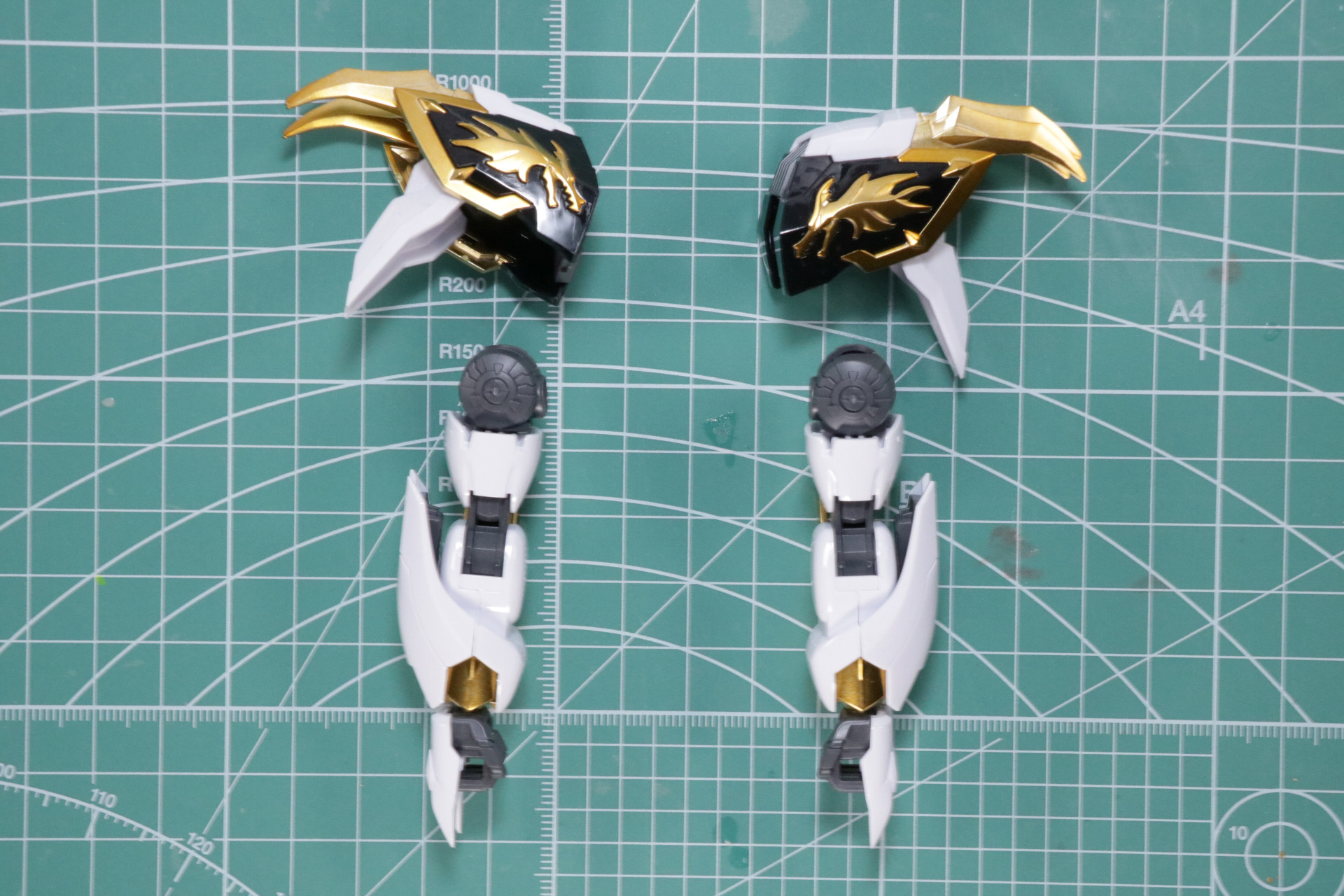 細かいパーツ構成で可動と造形を両立した腕部