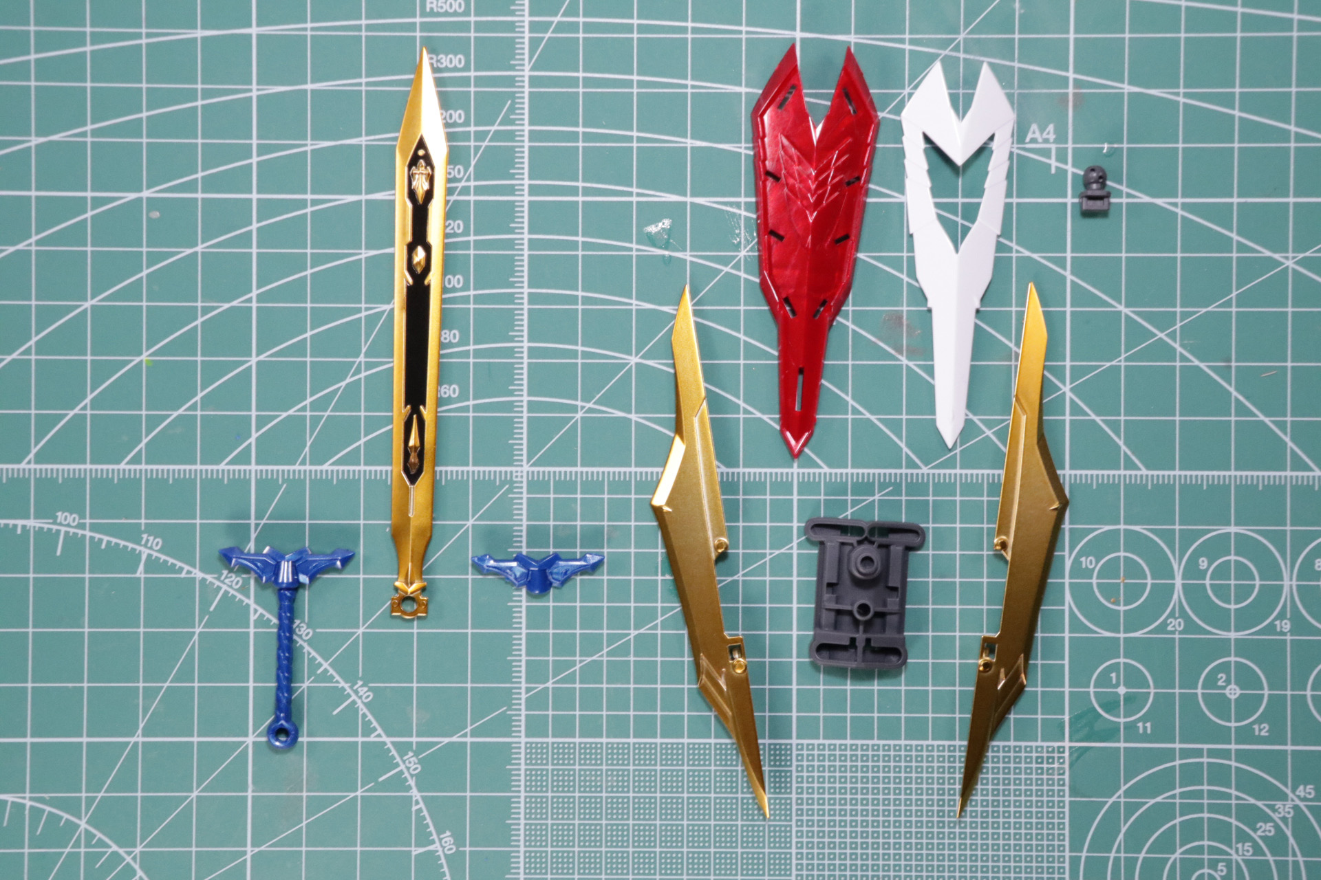 鳳龍剣、鞘盾の組み立て