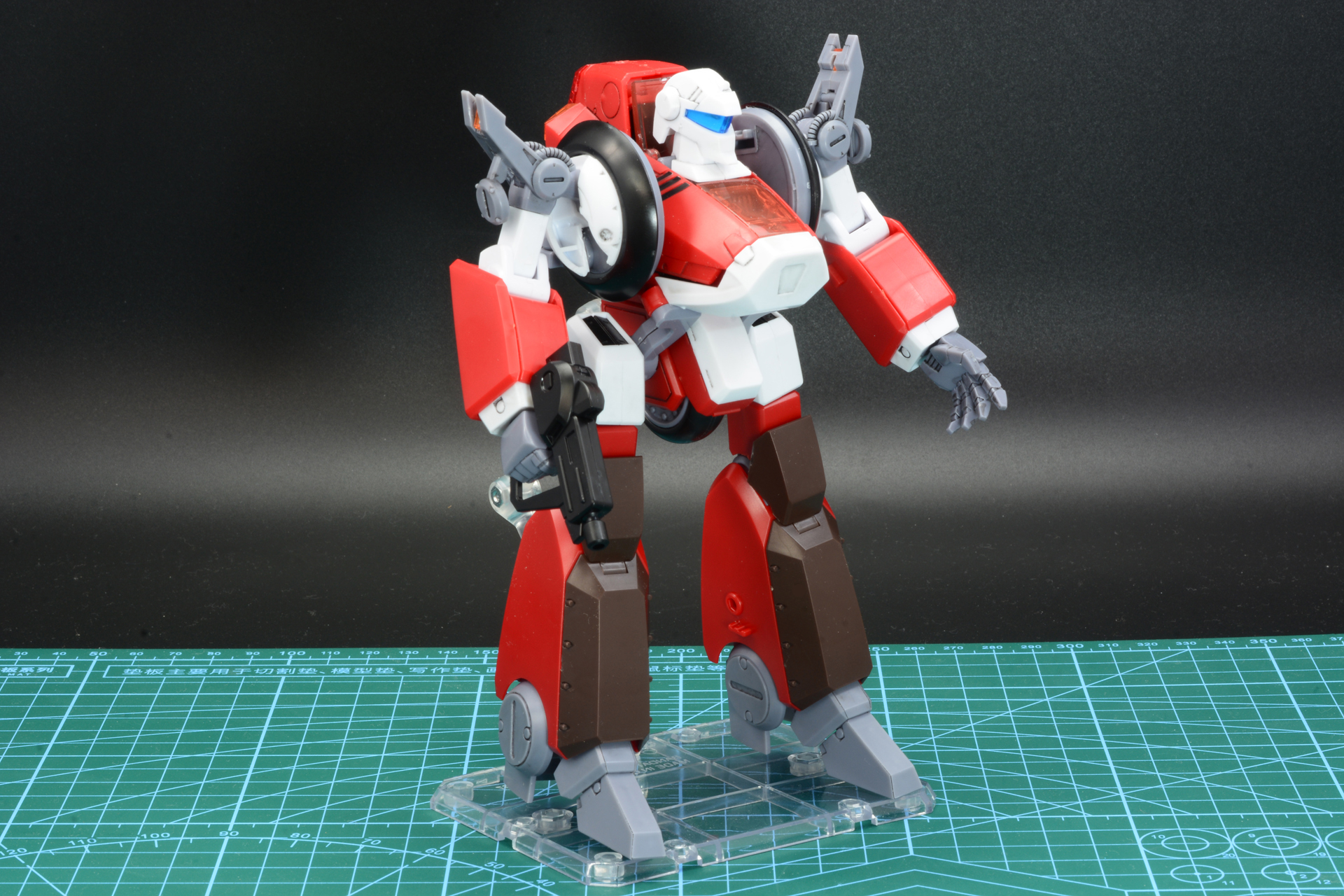 各部品を組み合わせ、完成だ