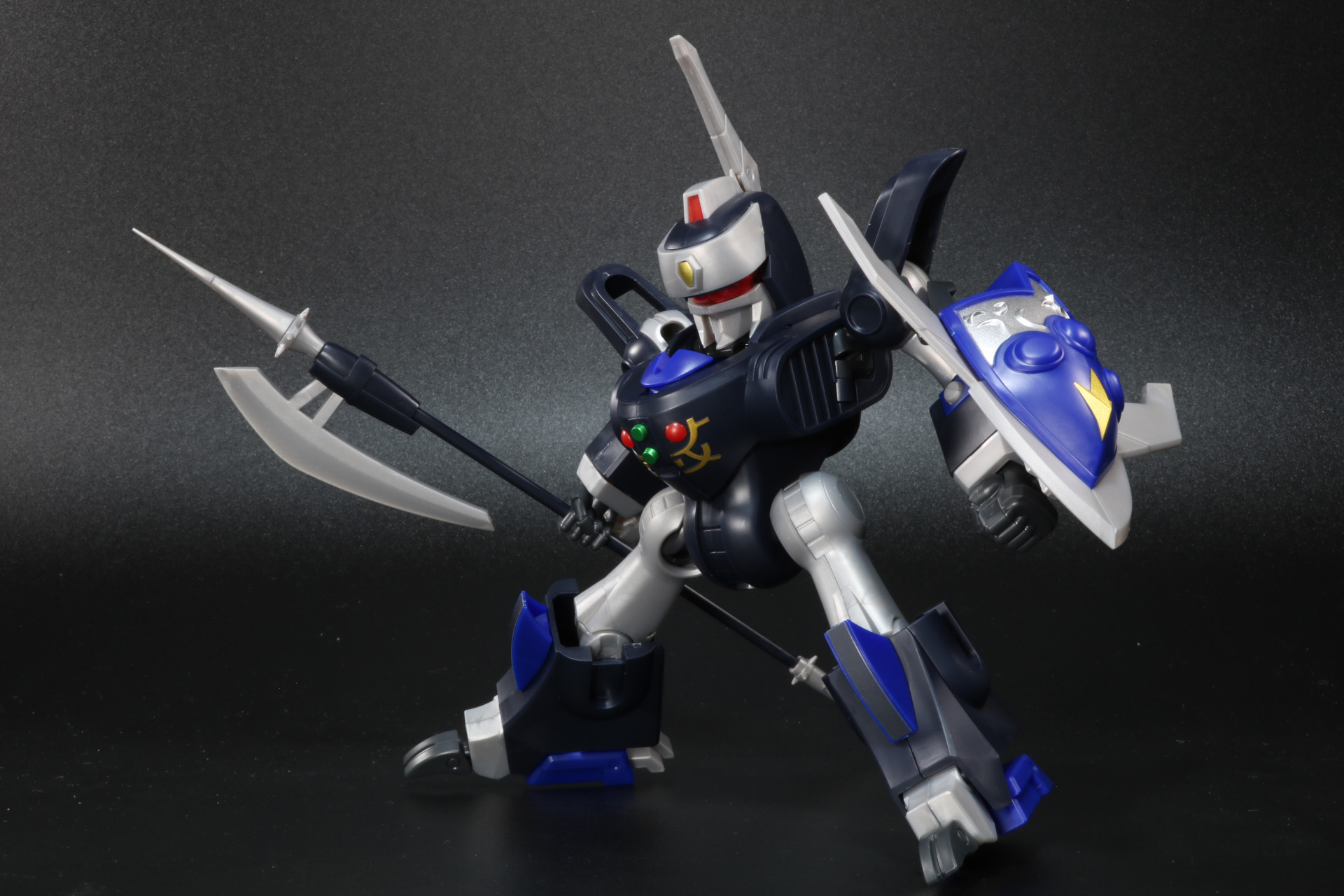 クールに映えるクイーンサイダロン