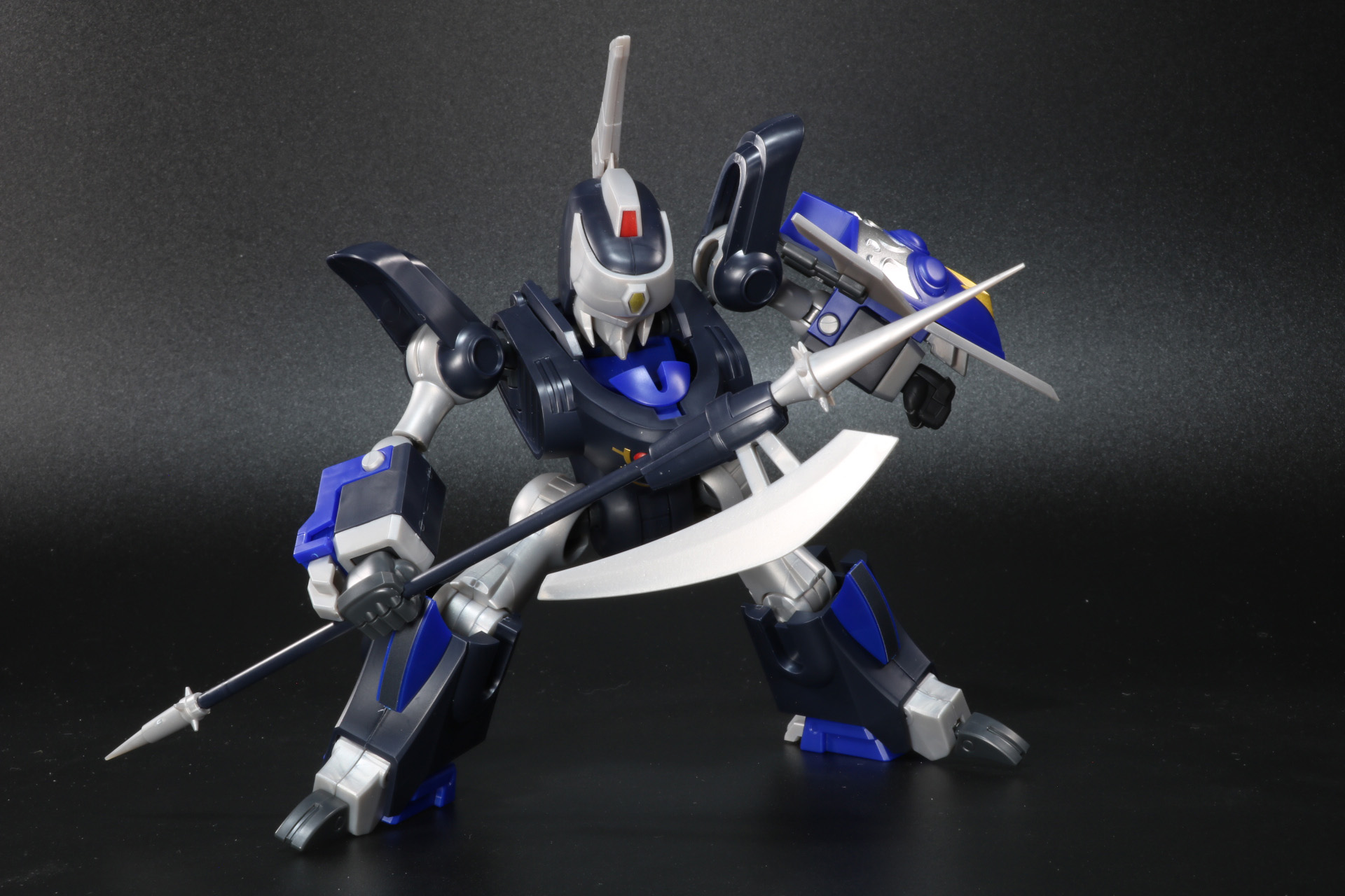 キックもアクションもできる