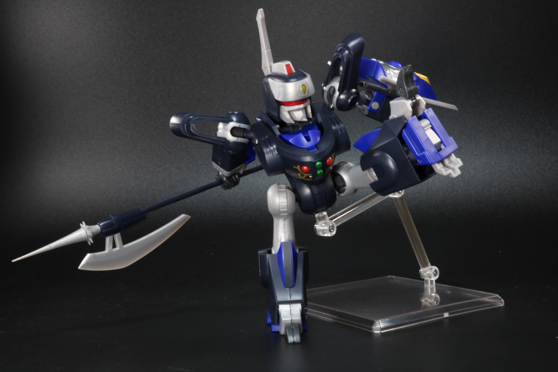 キックもアクションもできる