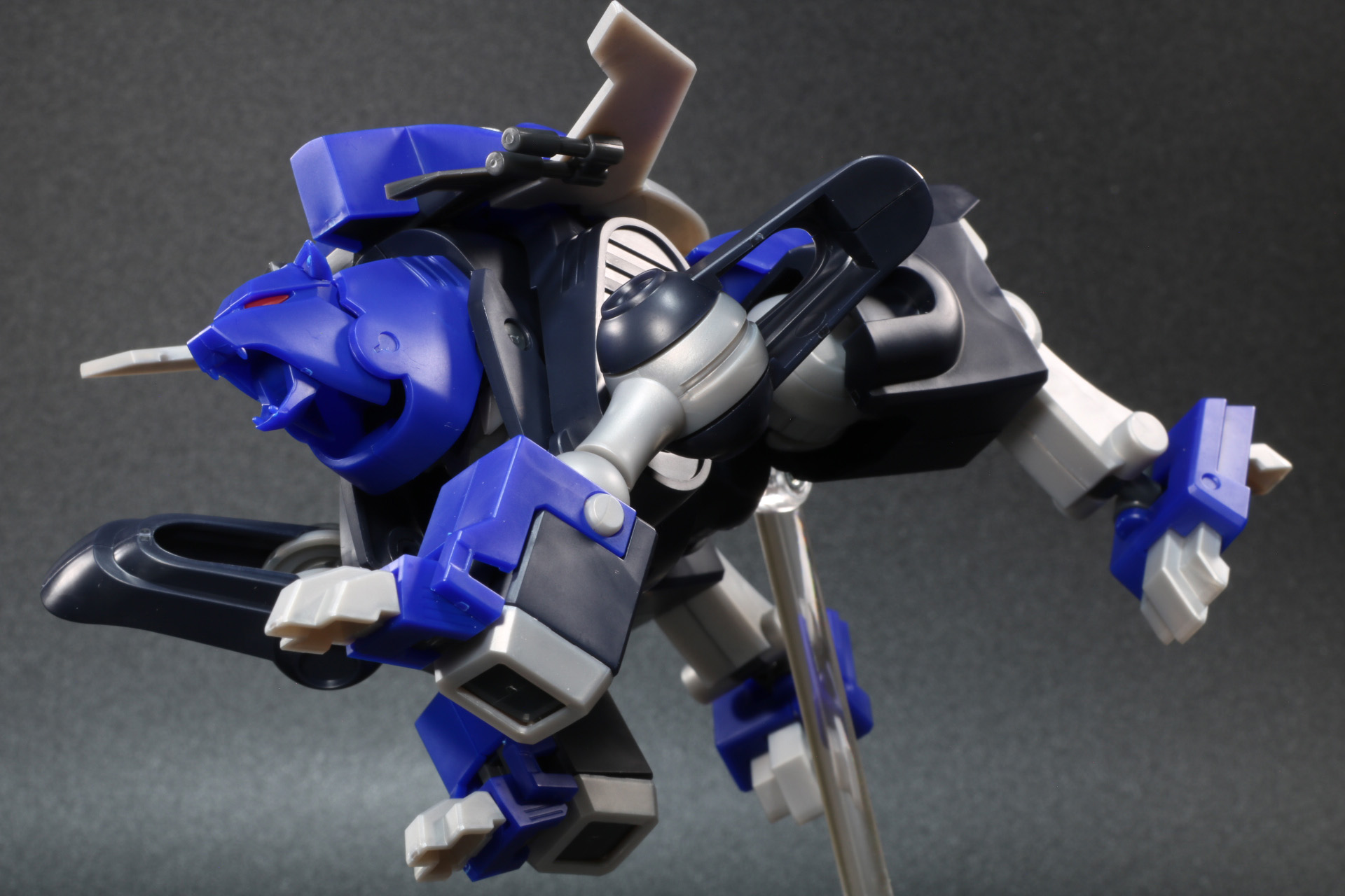 持ち前のスピードで一気に勝負を仕掛ける