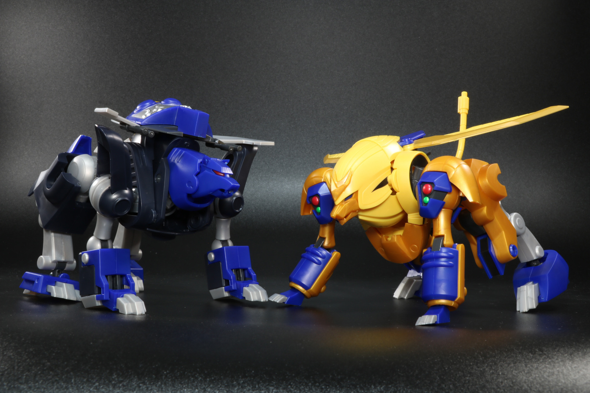 サムライオン、ヤリパンサーにチェンジ