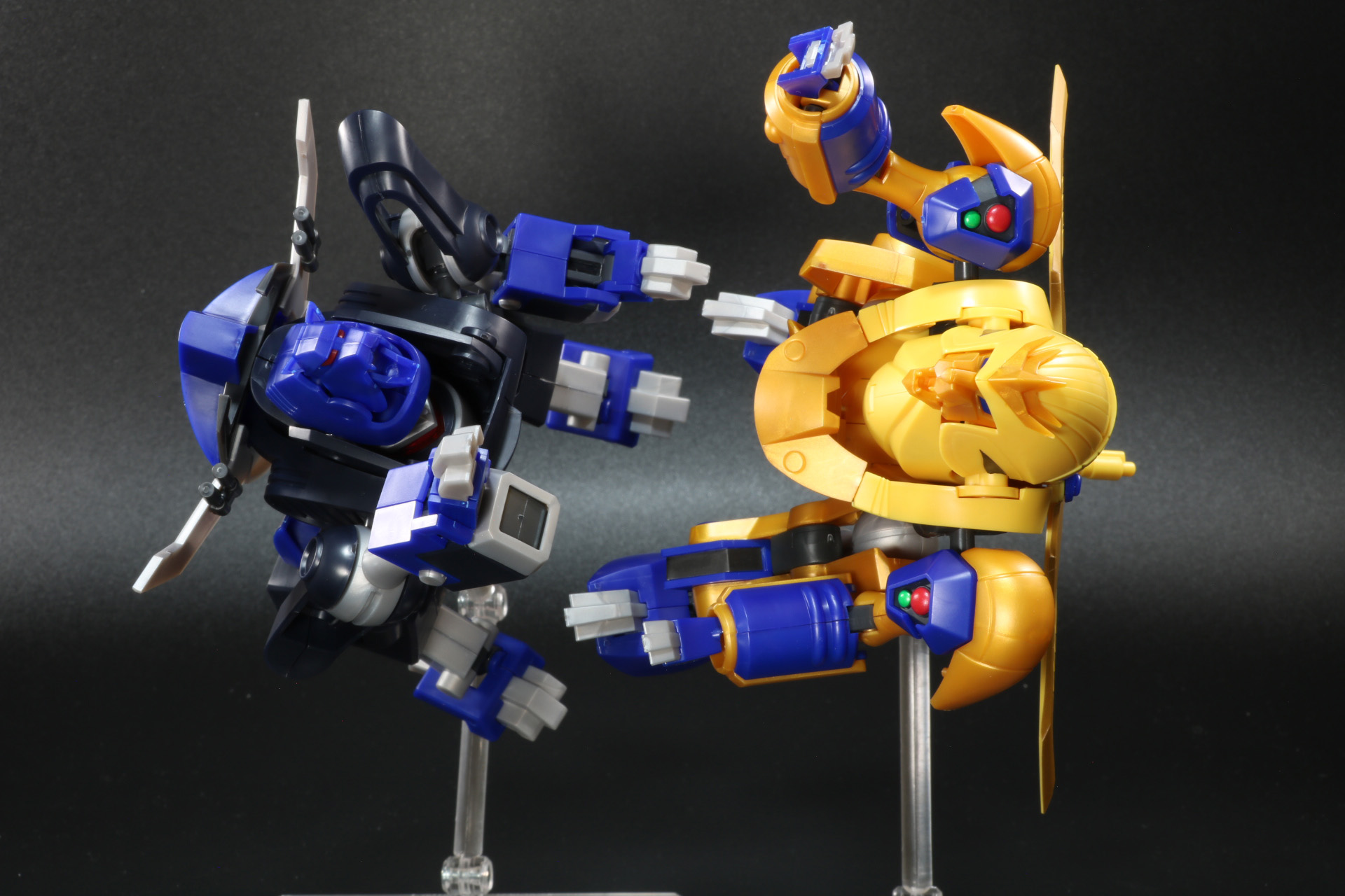 必殺技「ロイヤルスカッシュ」炸裂！